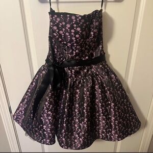 VINTAGE Liz Minelli Dress